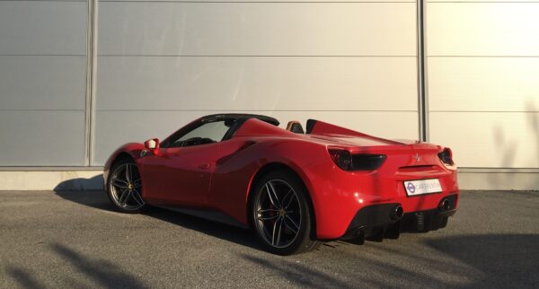 Ferrari 488 Spider