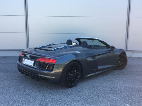 Audi R8 Spyder